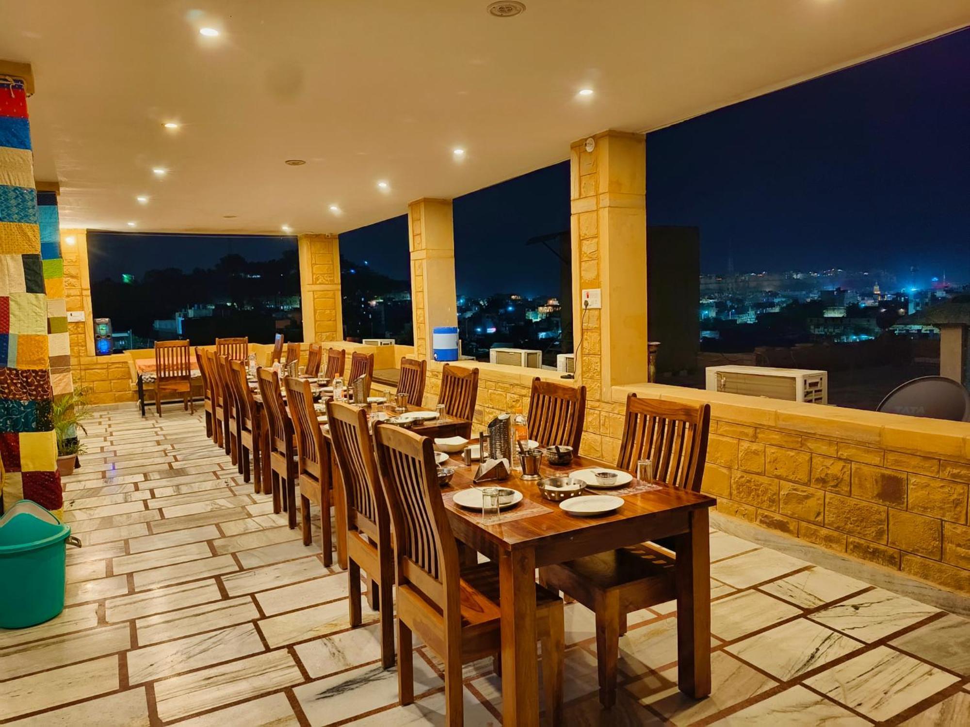 Hotel Royal Heritage Джайсалмер Экстерьер фото