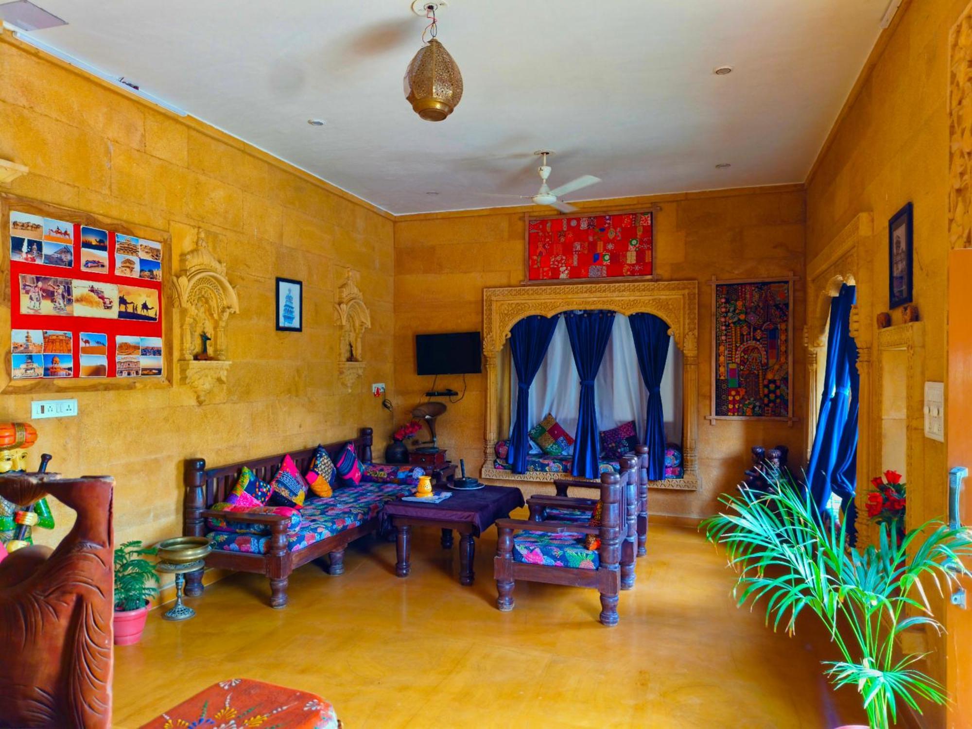 Hotel Royal Heritage Джайсалмер Экстерьер фото