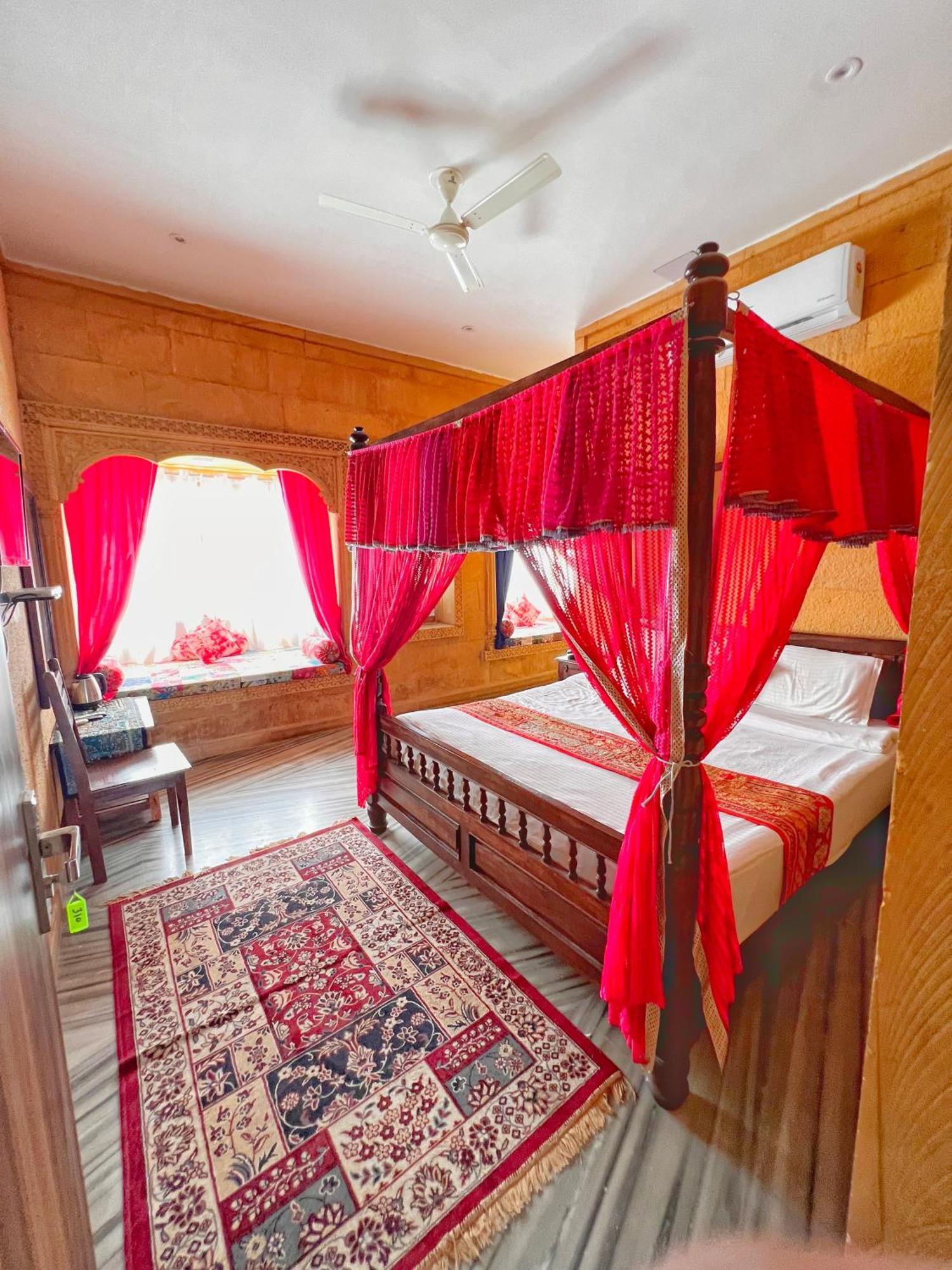 Hotel Royal Heritage Джайсалмер Экстерьер фото