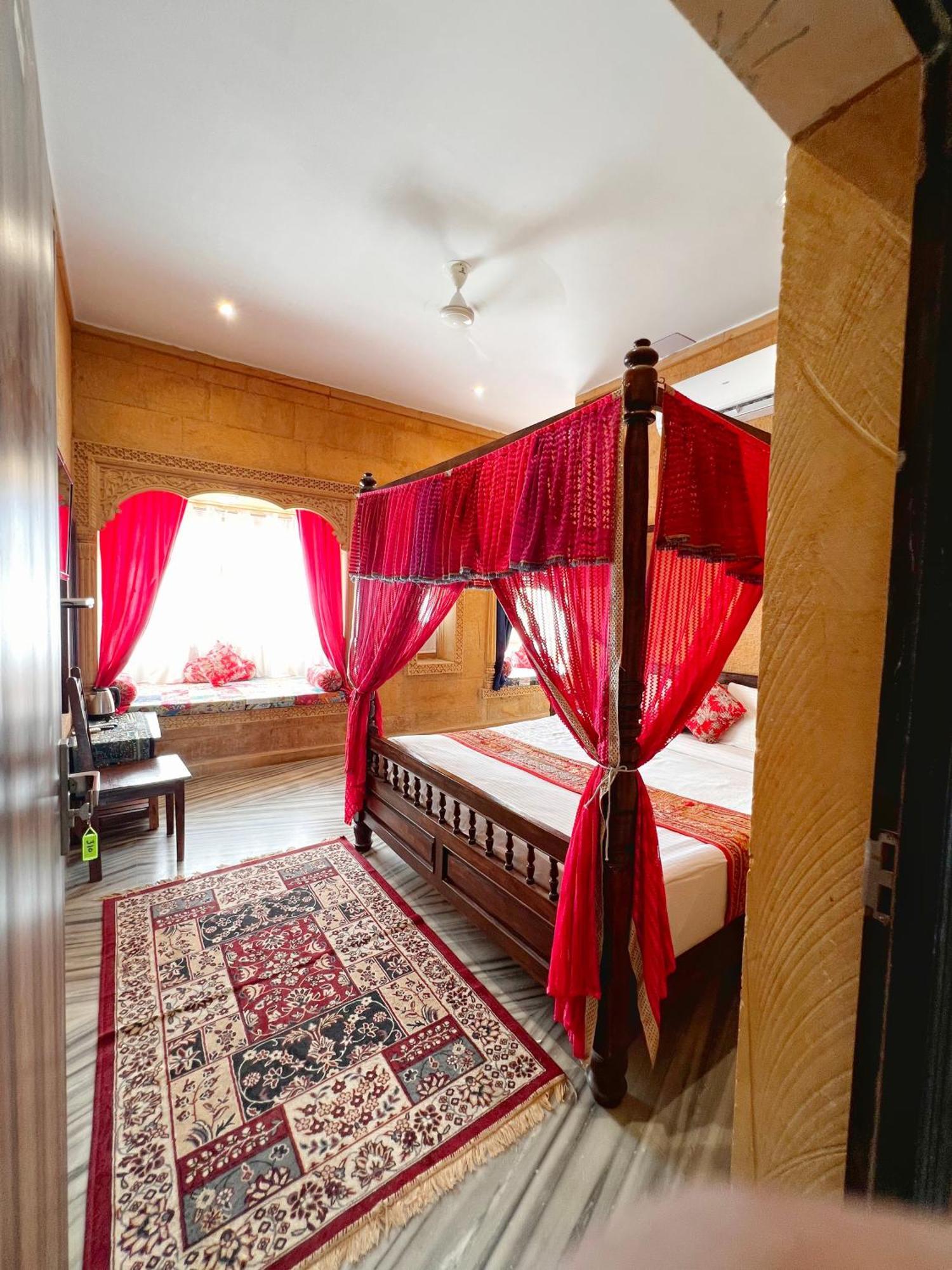 Hotel Royal Heritage Джайсалмер Экстерьер фото
