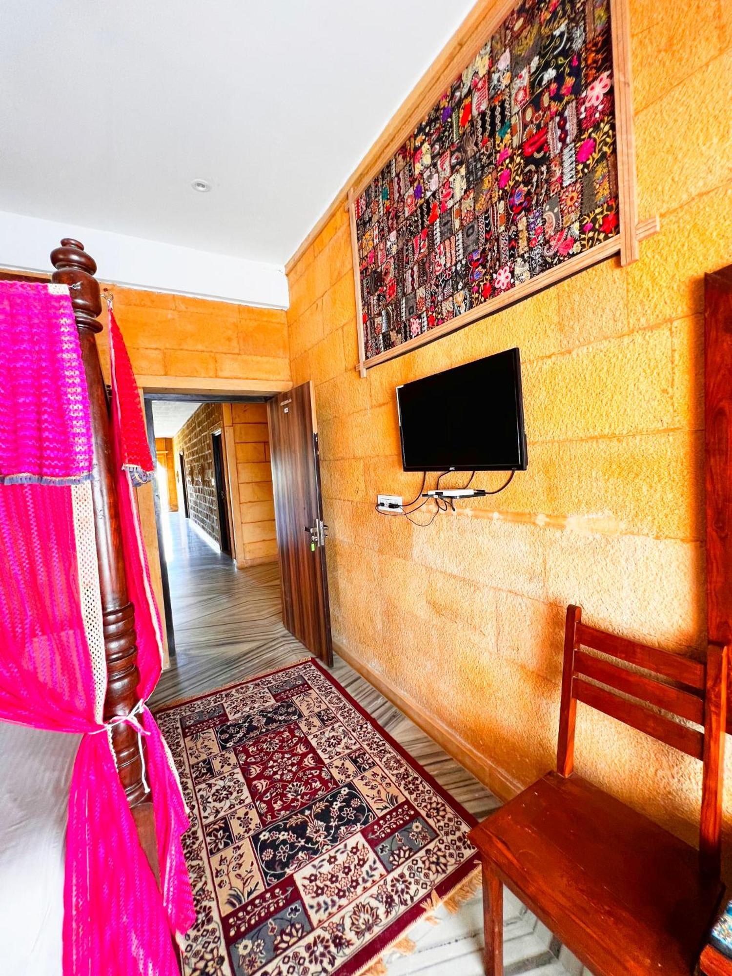 Hotel Royal Heritage Джайсалмер Экстерьер фото